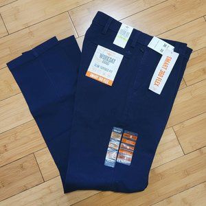 Dockers Workday Khaki - 30W 32L - Slim Tapered Fit - NWT